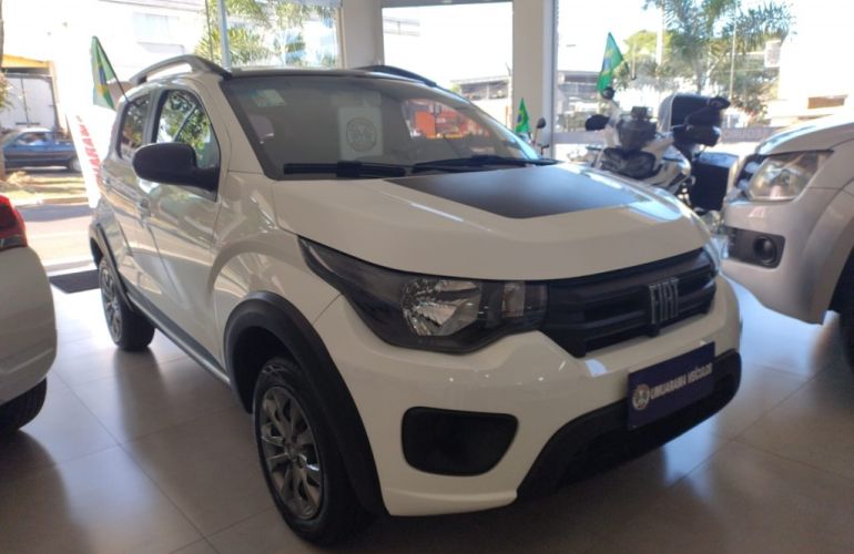 Fiat Mobi 1.0 Trekking - Foto #1