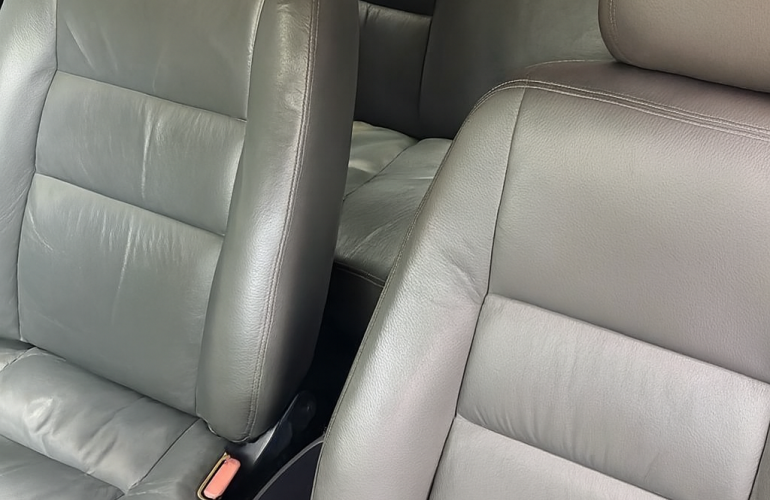 Ford Escort Hatch GL Full 1.8 MPi 16V - Foto #2