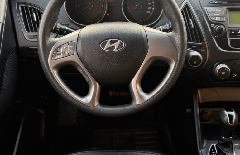 Hyundai ix35 2.0 GLS Completo (Aut) - Foto #4