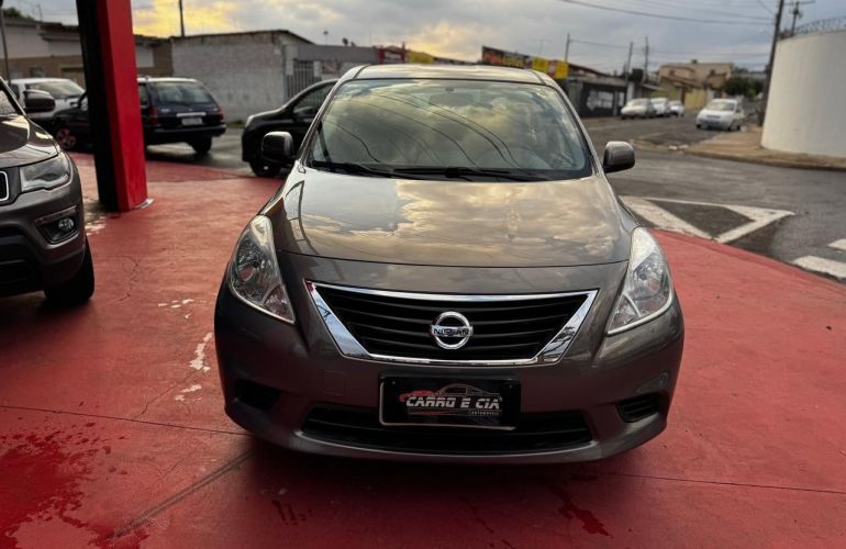 Nissan Versa 1.6 16V SV - Foto #4