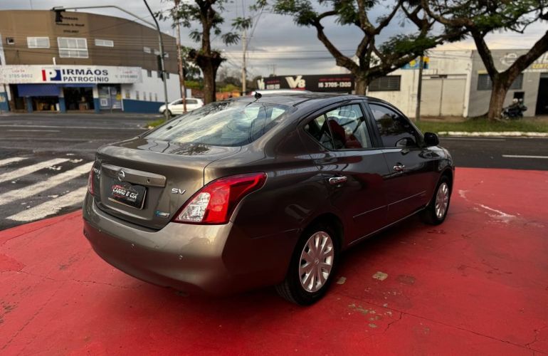 Nissan Versa 1.6 16V SV - Foto #6