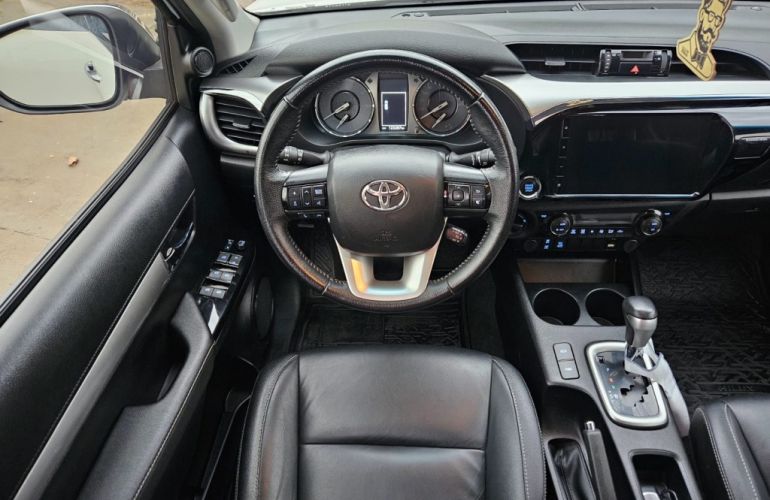 Toyota Hilux 3.0 TDI 4x4 CD SRV (Aut) - Foto #2