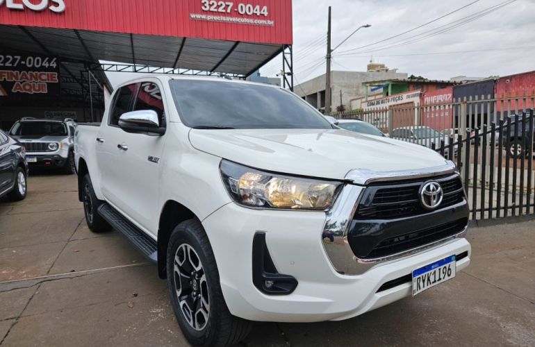 Toyota Hilux 3.0 TDI 4x4 CD SRV (Aut) - Foto #3