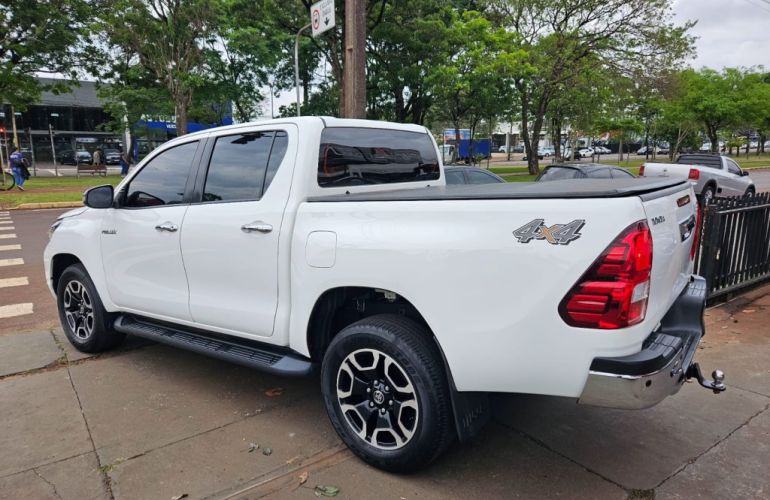 Toyota Hilux 3.0 TDI 4x4 CD SRV (Aut) - Foto #6