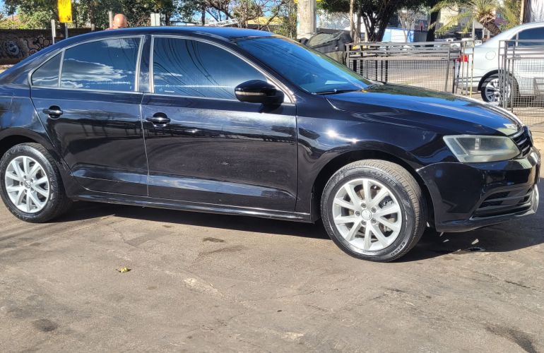 Volkswagen Jetta 1.4 TSI Trendline - Foto #5