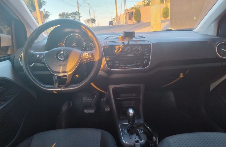 Volkswagen Up! 1.0 12v E-Flex move up! I-Motion - Foto #2