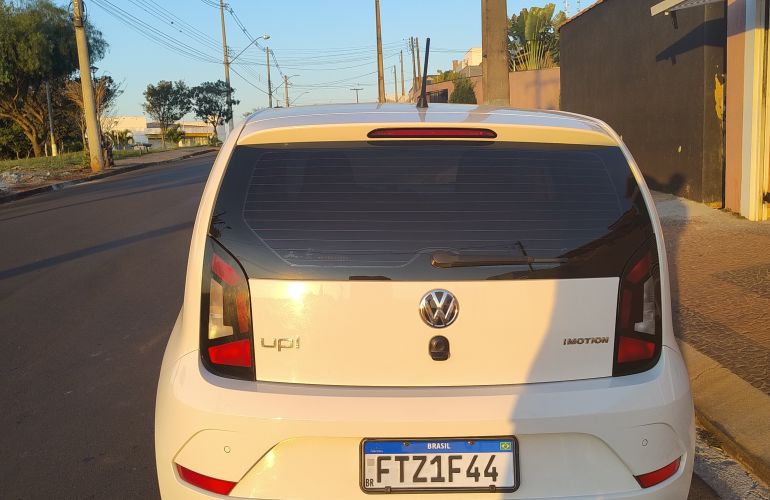 Volkswagen Up! 1.0 12v E-Flex move up! I-Motion - Foto #6
