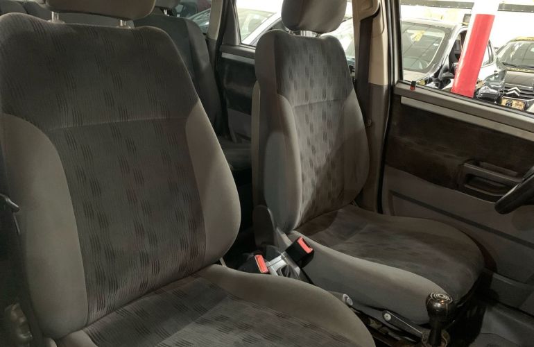 Chevrolet Meriva 1.8 MPFi Maxx 8V 4p - Foto #10