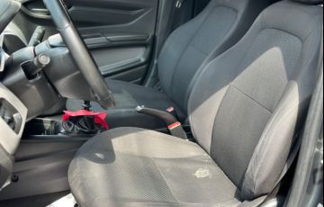 Chevrolet Onix 1.0 MPFi Joy 8v - Foto #8