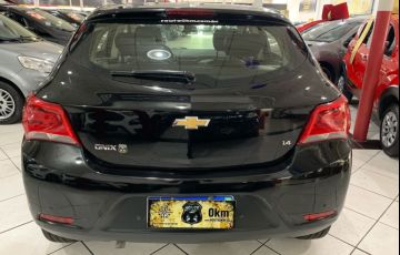 Chevrolet Onix 1.4 MPFi LTZ 8v - Foto #5