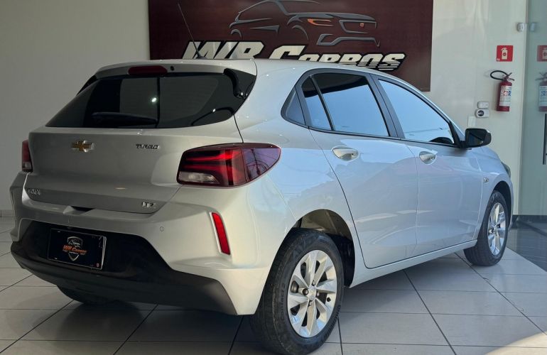 Chevrolet Onix 1.0 Turbo LTZ - Foto #4