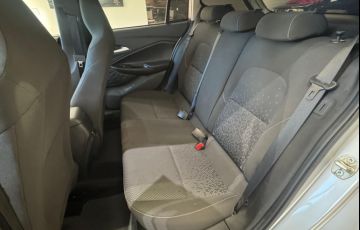 Chevrolet Onix 1.0 Turbo LTZ - Foto #7