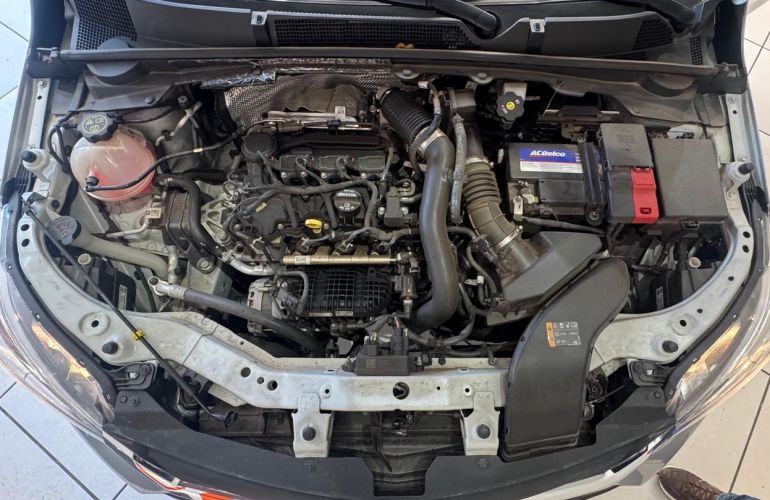 Chevrolet Onix 1.0 Turbo LTZ - Foto #8