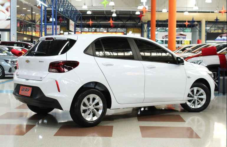Chevrolet Onix 1.0 Turbo LT - Foto #2