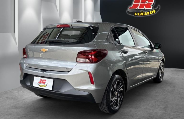 Chevrolet Onix 1.0 LT - Foto #3