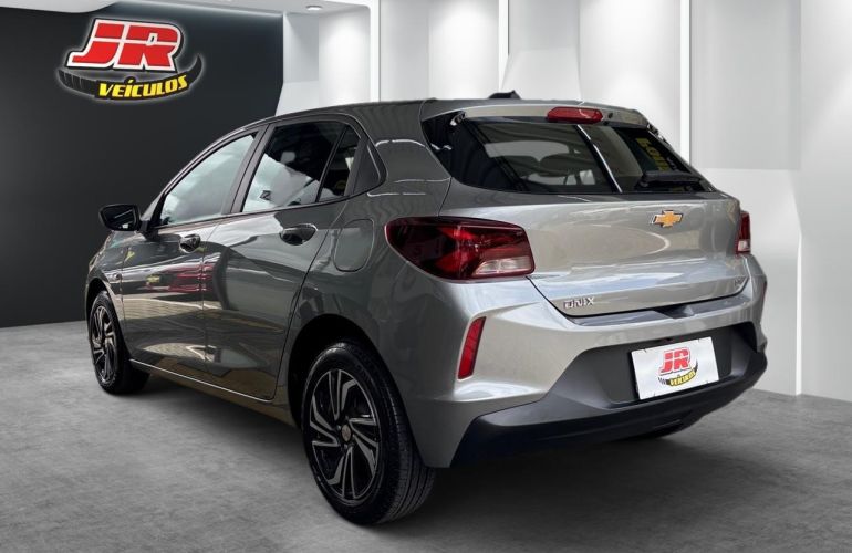 Chevrolet Onix 1.0 LT - Foto #4