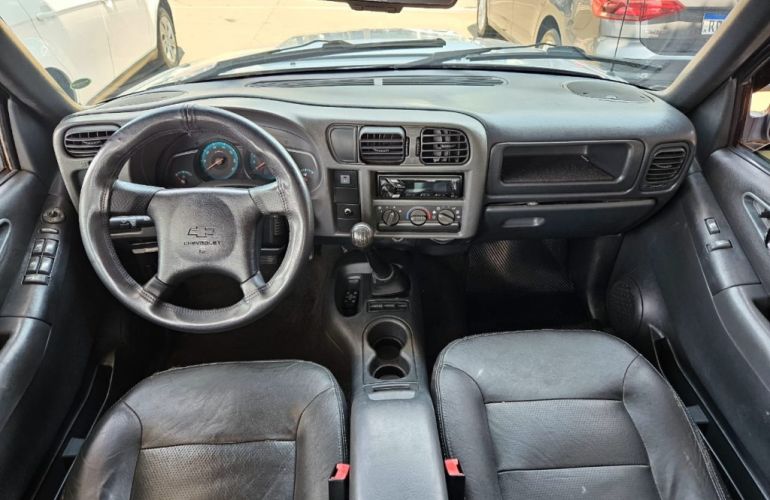 Chevrolet S10 2.4 Advantage (Cabine Dupla) - Foto #6