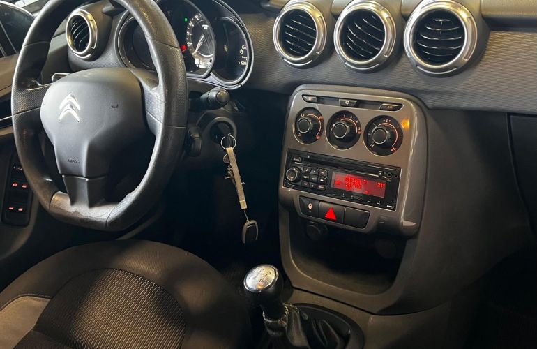 Citroën C3 1.5 Attraction 8v - Foto #4