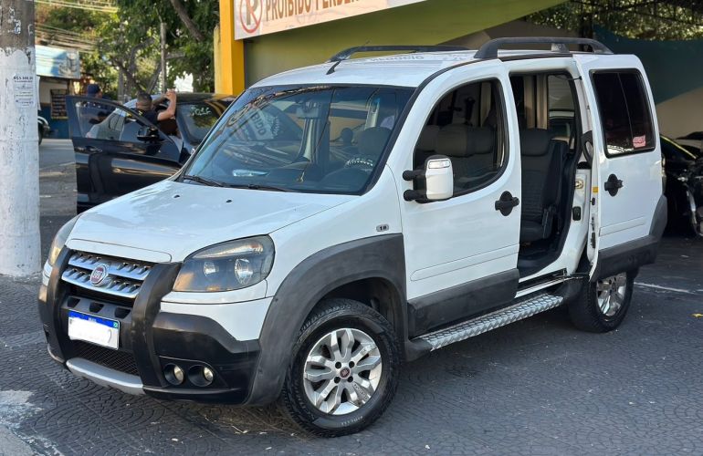 Fiat Doblo 1.8 MPi Adventure 16v - Foto #1