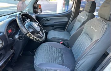 Fiat Doblo 1.8 MPi Adventure 16v - Foto #9