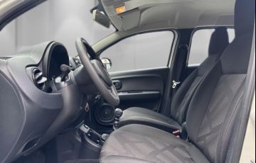 Fiat Mobi 1.0 8V Evo Like - Foto #5