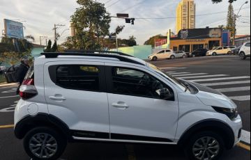 Fiat Mobi 1.0 Evo Trekking - Foto #4