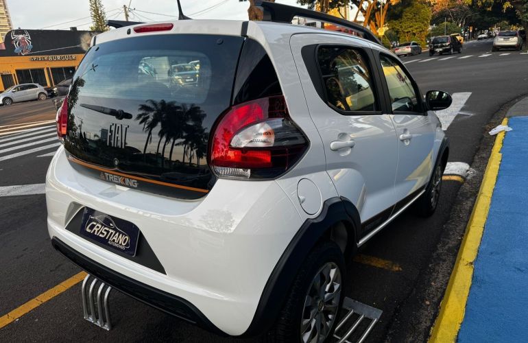Fiat Mobi 1.0 Evo Trekking - Foto #5