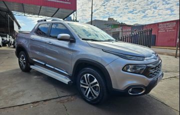 Fiat Toro 2.0 TDI Freedom 4WD (Aut) - Foto #2