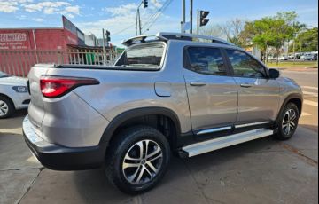 Fiat Toro 2.0 TDI Freedom 4WD (Aut) - Foto #9