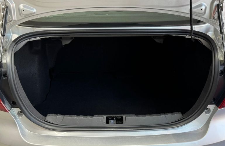 Ford Ka 1.0 SE Plus 12v - Foto #8