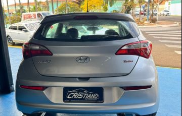 Hyundai Hb20 1.0 Comfort Plus 12v Turbo - Foto #3