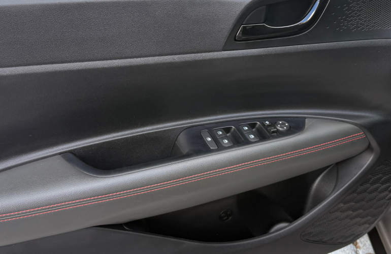 Hyundai HB20X 1.6 Diamond Plus (Aut) - Foto #9