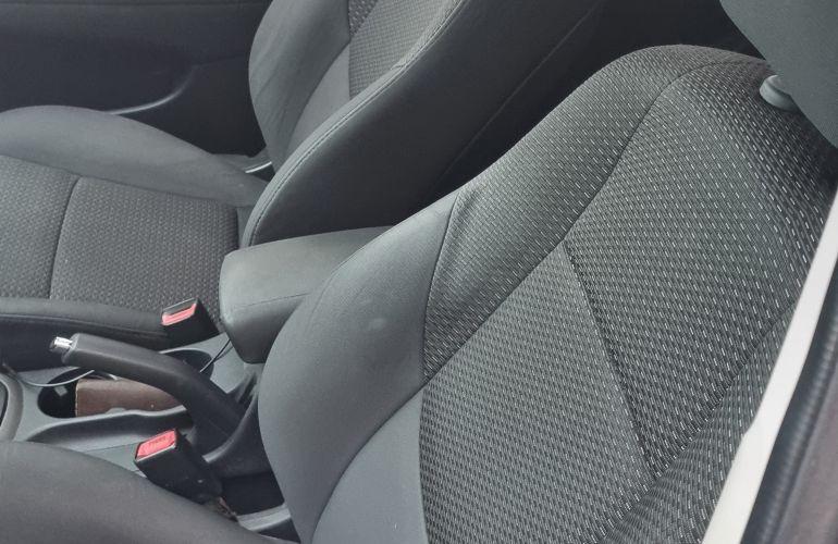 Hyundai i30 GLS 2.0 16V Top (aut.) - Foto #7