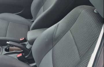 Hyundai i30 GLS 2.0 16V Top (aut.) - Foto #7