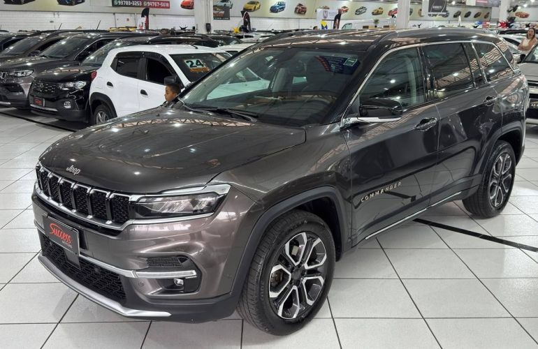 Jeep Commander 1.3 T270 Turbo Limited - Foto #1