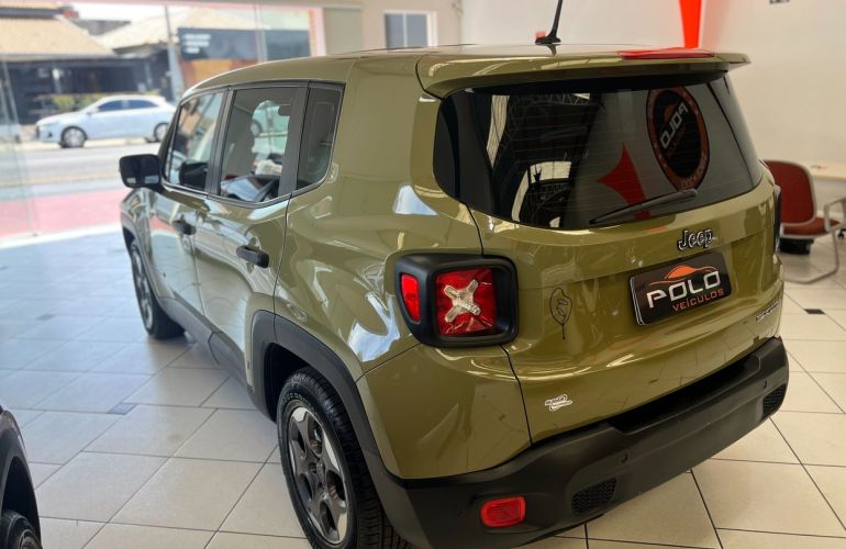 Jeep Renegade 1.8 16V Sport - Foto #4