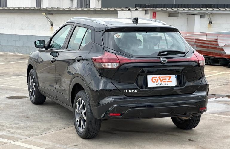 Nissan Kicks 1.6 16V Sense - Foto #2