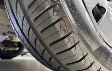 Peugeot 208 1.0 16V Like - Foto #10