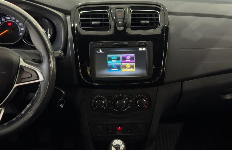 Renault Logan 1.0 12v Sce Zen - Foto #9