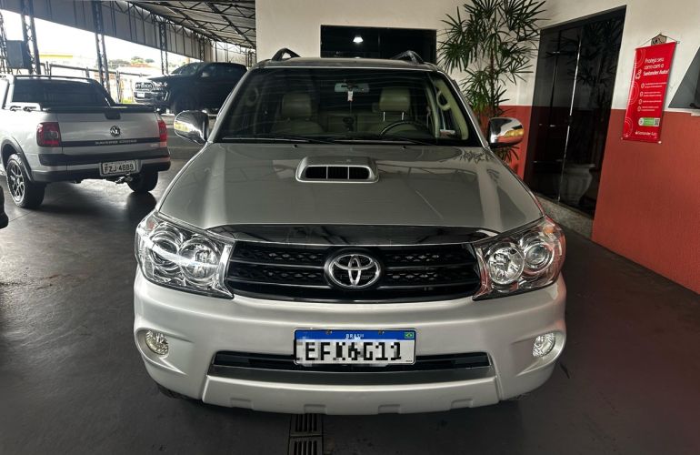 Toyota Hilux Sw4 3.0 Srv 4x4 7 Lugares 16V Turbo Intercooler - Foto #2