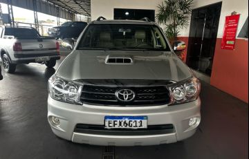Toyota Hilux Sw4 3.0 Srv 4x4 7 Lugares 16V Turbo Intercooler - Foto #2