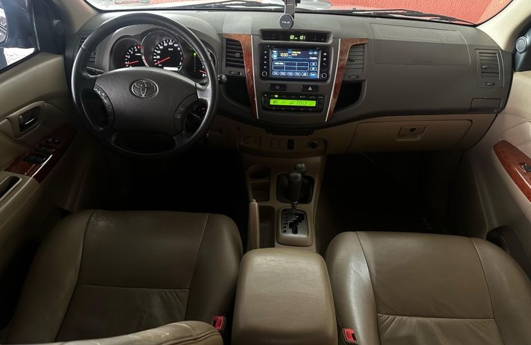 Toyota Hilux Sw4 3.0 Srv 4x4 7 Lugares 16V Turbo Intercooler - Foto #9