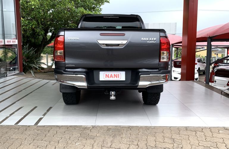 Toyota Hilux 2.8 TDI SRV CD 4x4 (Aut) - Foto #7