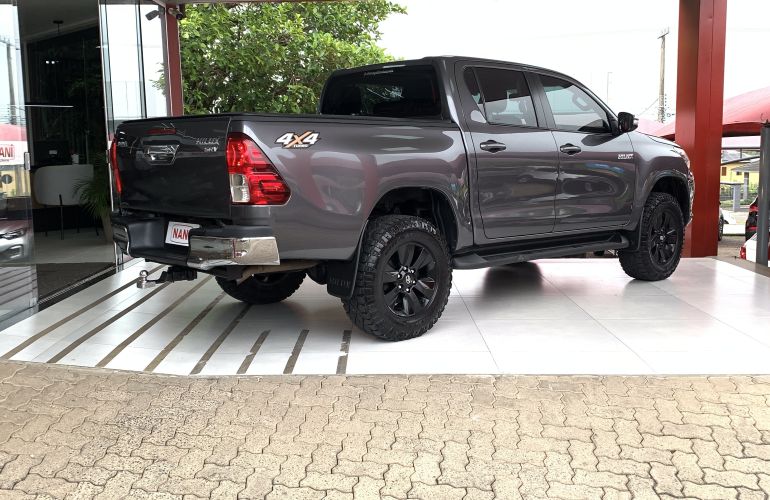 Toyota Hilux 2.8 TDI SRV CD 4x4 (Aut) - Foto #4