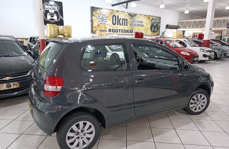 Volkswagen Fox 1.0 Mi 8v - Foto #4