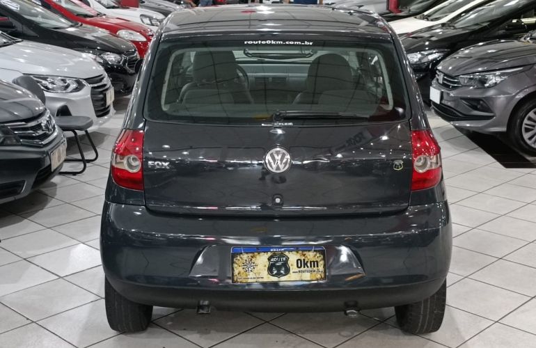 Volkswagen Fox 1.0 Mi 8v - Foto #5