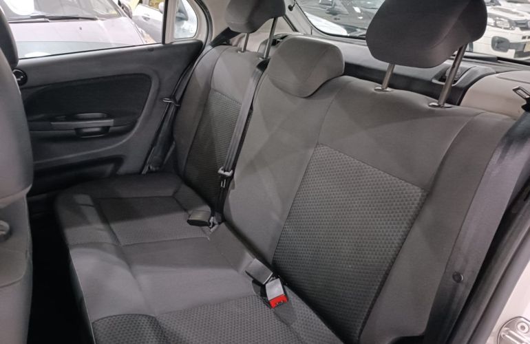 Volkswagen Gol 1.0 12v MPi Total - Foto #9