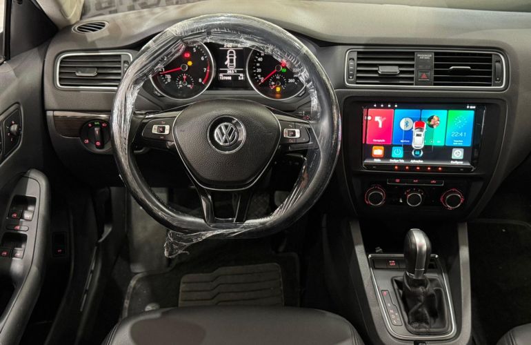 Volkswagen Jetta 2.0 Comfortline - Foto #8