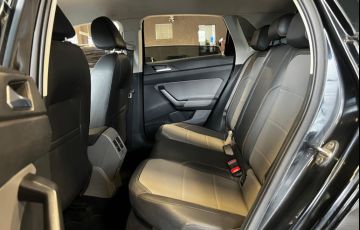 Volkswagen Polo 1.0 200 TSi Highline - Foto #8