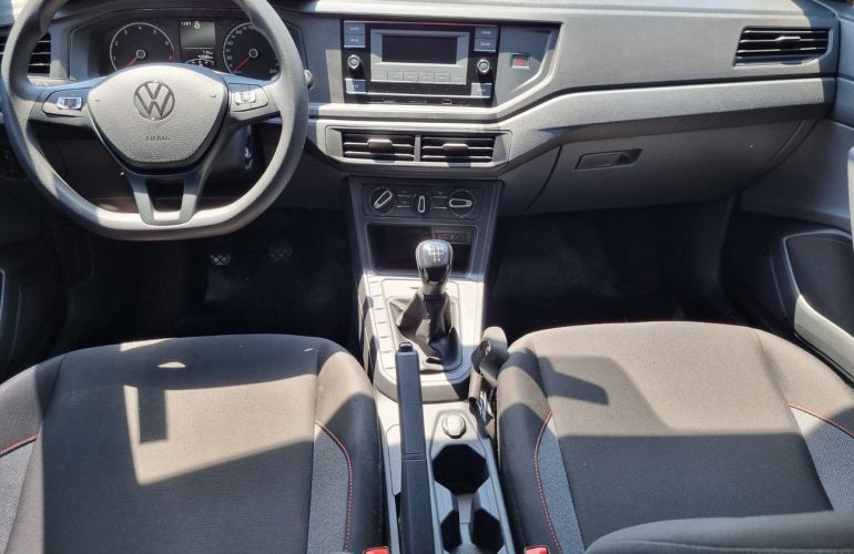 Volkswagen Polo 1.0 MPi Track - Foto #10